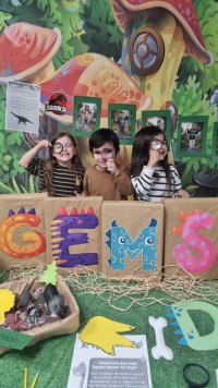 K&uuml;&ccedil;&uuml;k paleontologlar iş başında!